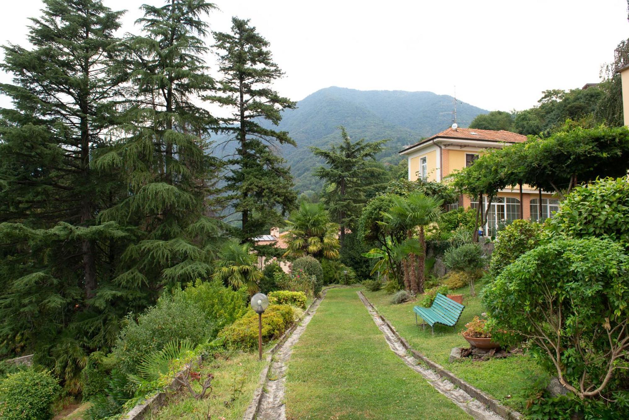 Appartamento "Bella Vista" Sul Lago Di Como Faggeto Lario Exterior foto